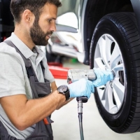 Wymiana kół z wyważaniem felg stalowych